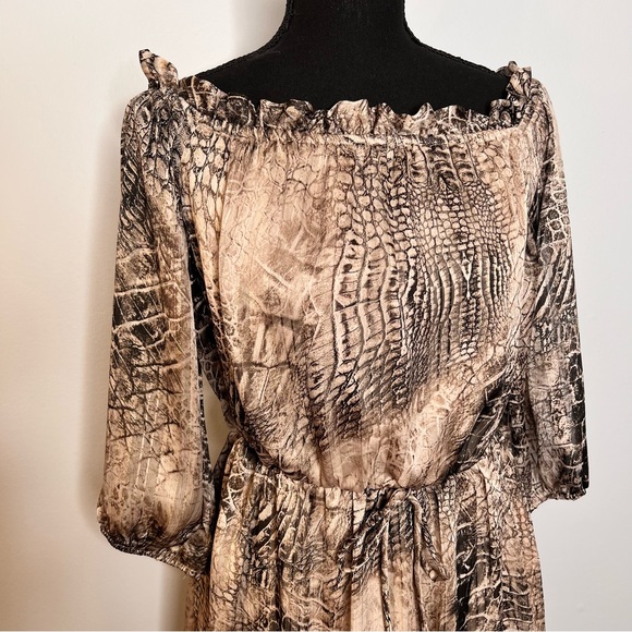 Ces Femme NWT Frankie Snake Dress Medium Metallic Gold Off Shoulder Ruffle Tiers - Picture 7 of 16